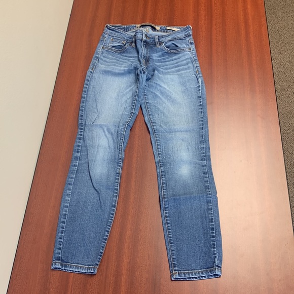 Guess Jeans - Picture 4 of 7